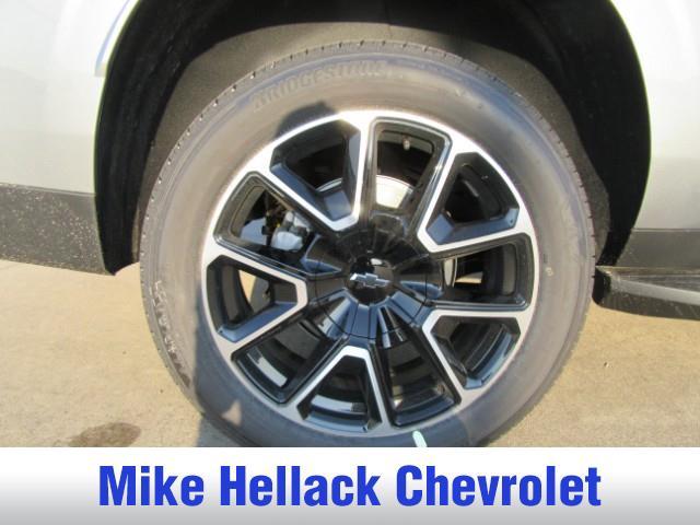 new 2025 Chevrolet Suburban car, priced at $76,725