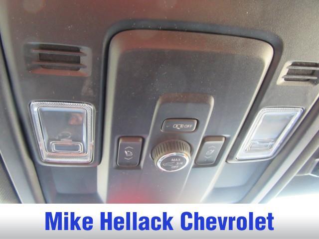 new 2025 Chevrolet Suburban car, priced at $76,725