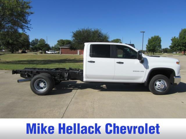 new 2026 Chevrolet Silverado 3500 car, priced at $65,423