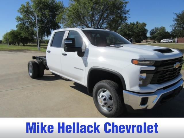 new 2026 Chevrolet Silverado 3500 car, priced at $65,423