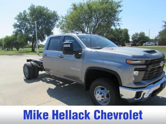 new 2026 Chevrolet Silverado 3500 car, priced at $65,423
