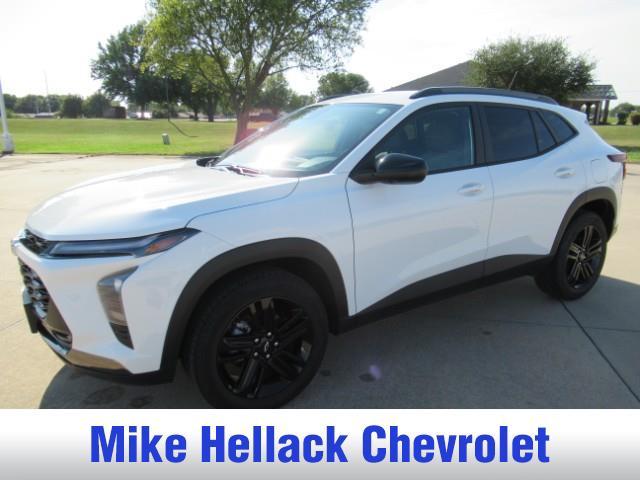 used 2025 Chevrolet Trax car, priced at $25,900