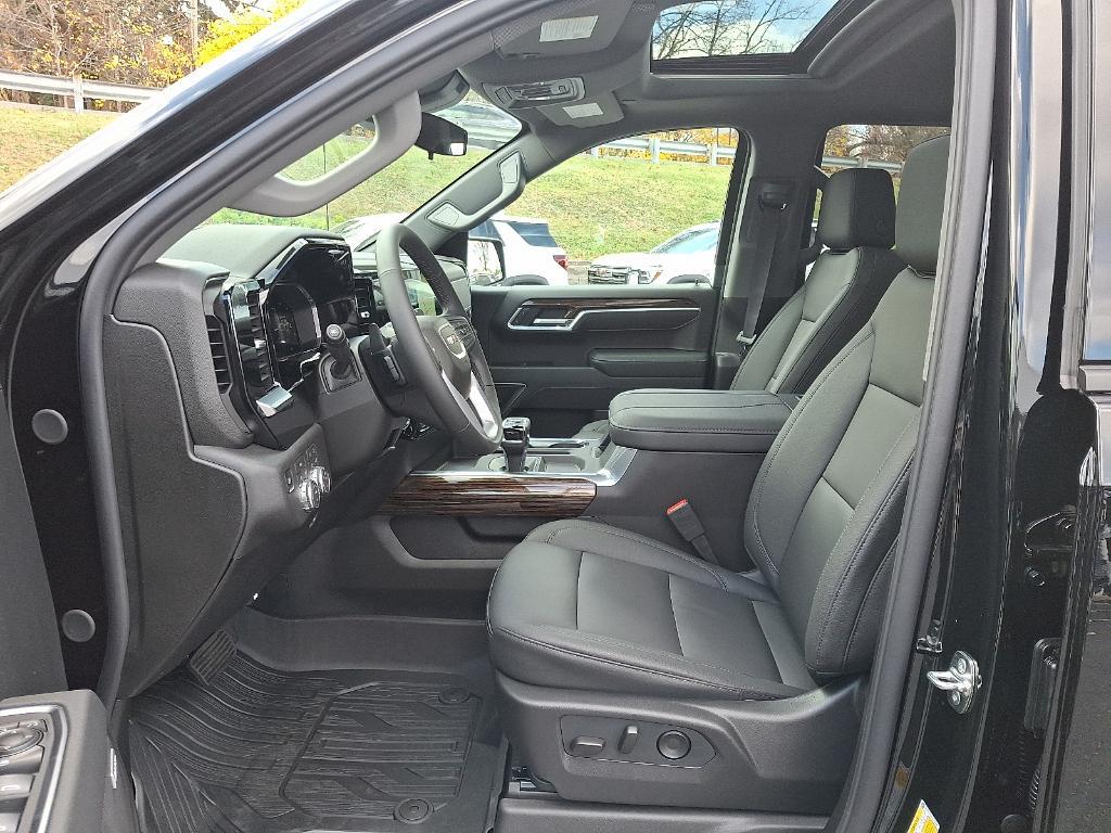 new 2026 GMC Sierra 1500 car, priced at $68,295