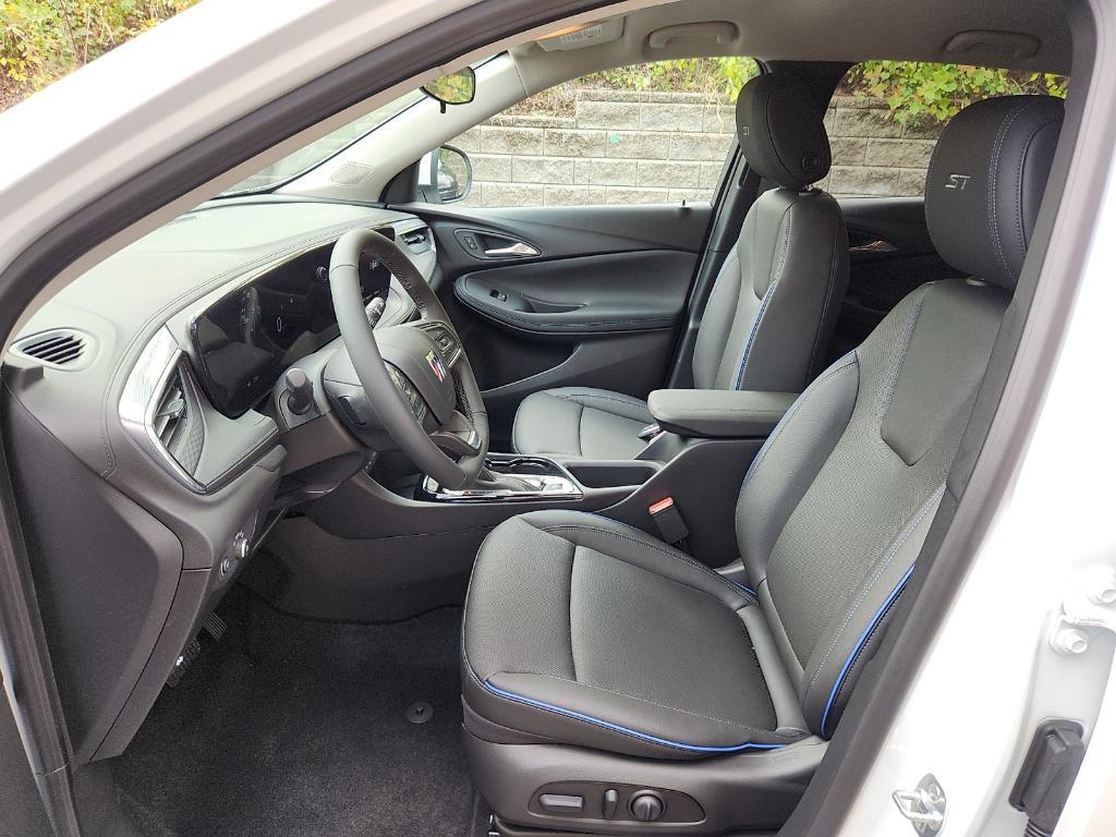 new 2026 Buick Encore GX car, priced at $31,885