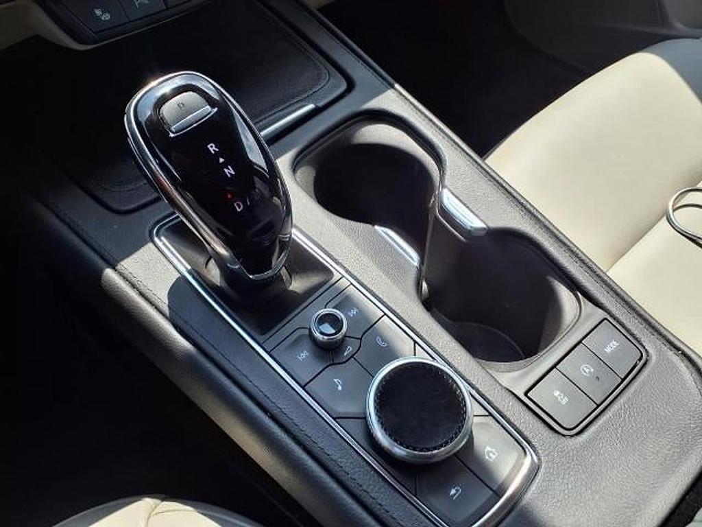 used 2022 Cadillac XT4 car, priced at $29,997