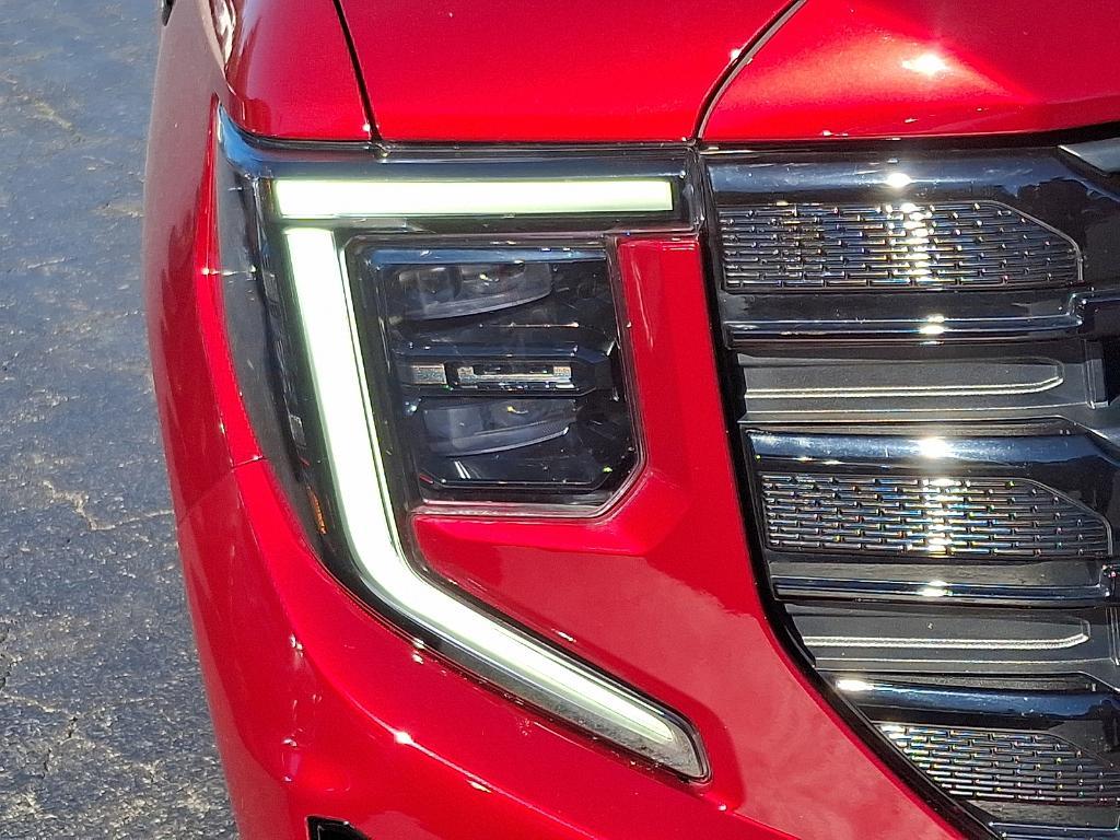 used 2022 GMC Sierra 1500 car, priced at $42,995