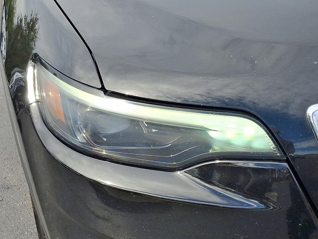 used 2019 Jeep Cherokee car, priced at $16,995