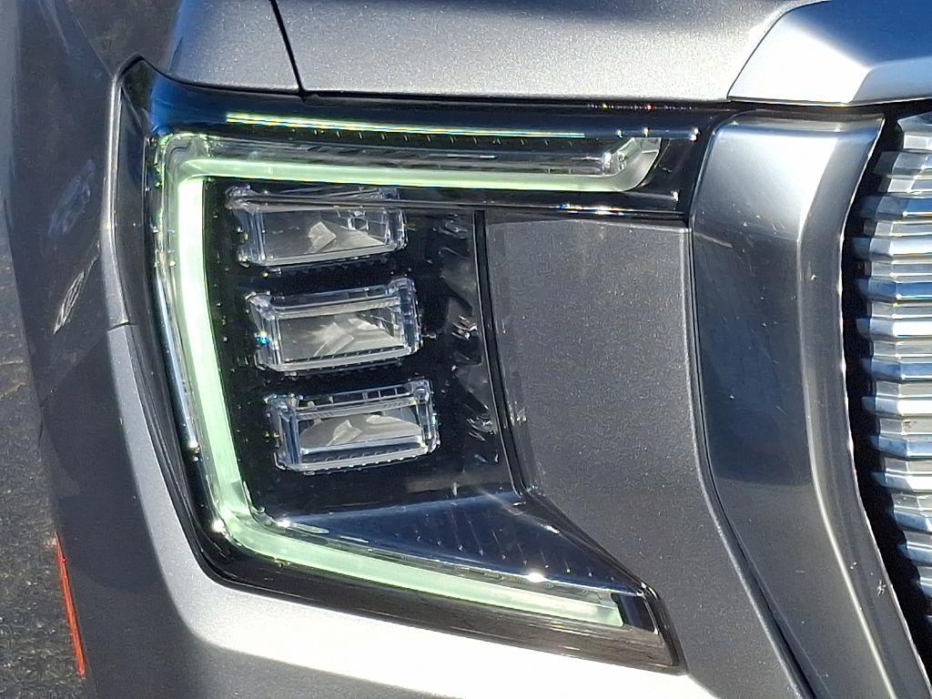 used 2021 GMC Yukon car, priced at $54,998