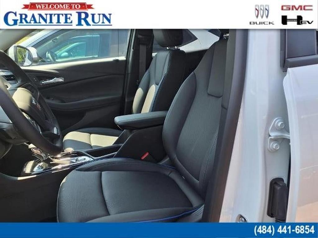 new 2026 Buick Encore GX car, priced at $31,285