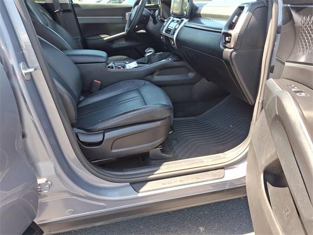 used 2022 Kia Sorento car, priced at $23,995