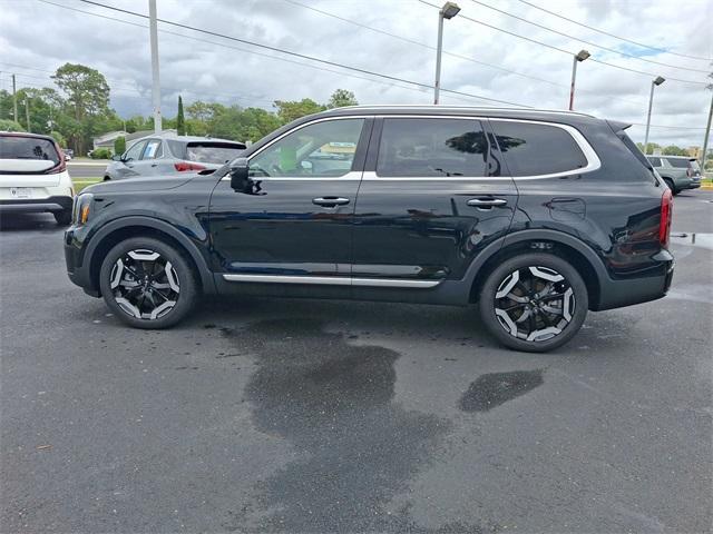 used 2024 Kia Telluride car