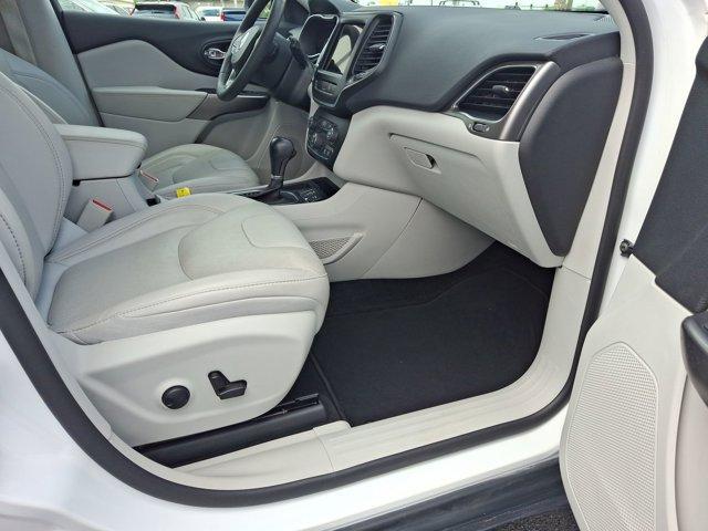 used 2022 Jeep Cherokee car, priced at $22,995