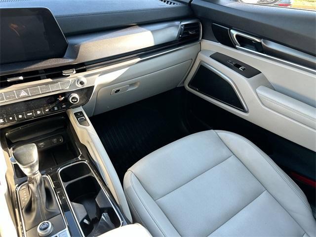 used 2024 Kia Telluride car, priced at $32,495