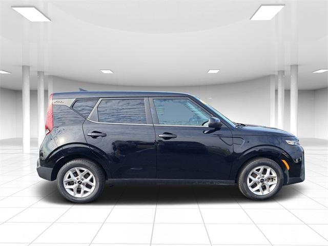 used 2022 Kia Soul car, priced at $15,995