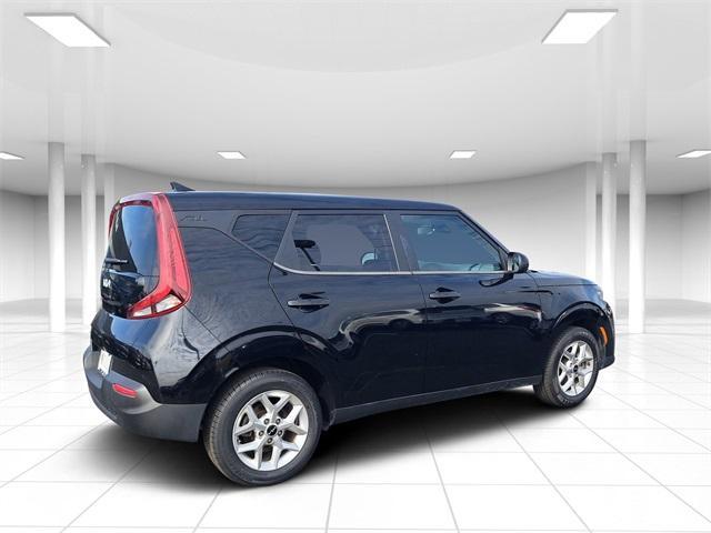 used 2022 Kia Soul car, priced at $15,995