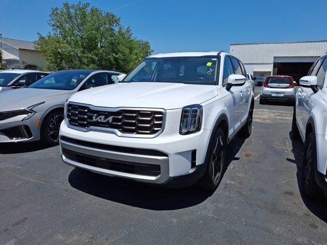 used 2023 Kia Telluride car