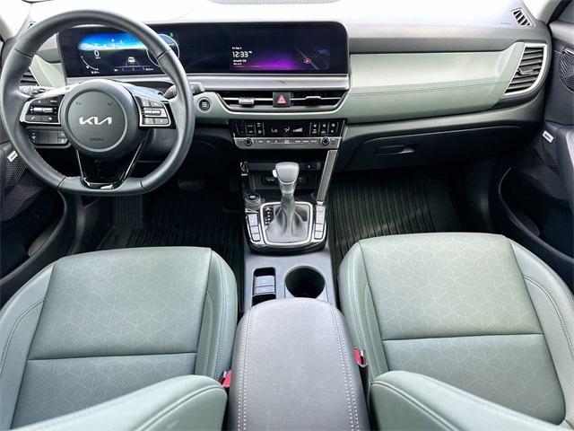 used 2025 Kia Seltos car, priced at $29,995