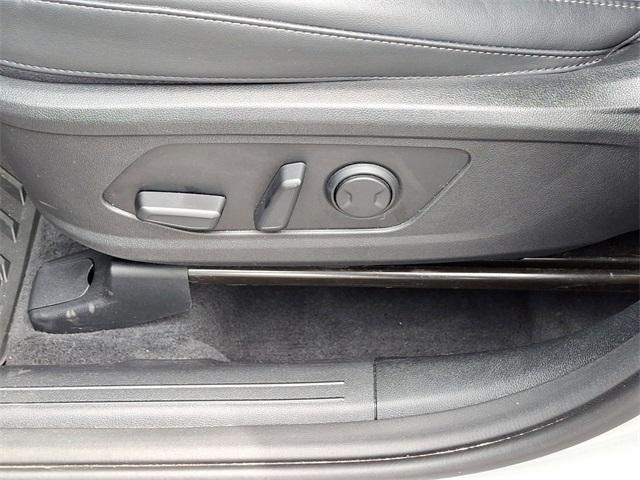 used 2022 Kia Sorento car, priced at $30,995
