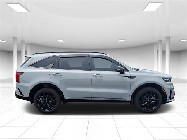 used 2022 Kia Sorento car, priced at $30,995