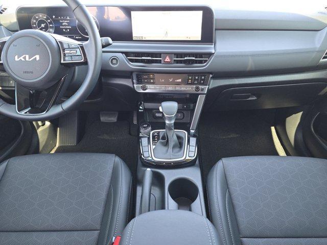 used 2025 Kia Seltos car, priced at $25,995