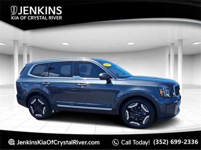 used 2023 Kia Telluride car