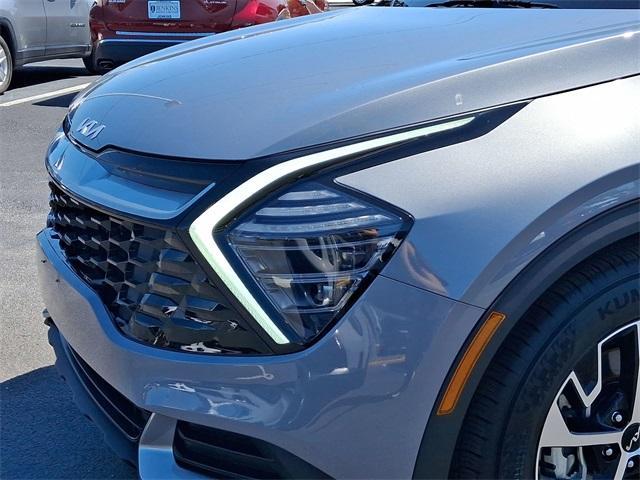 used 2025 Kia Sportage car, priced at $29,995