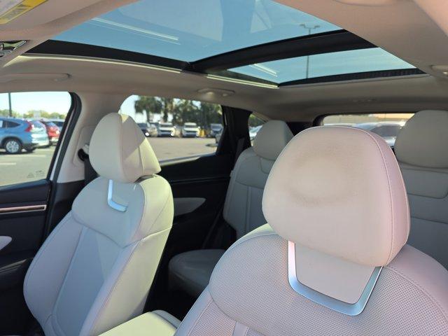 used 2024 Hyundai TUCSON Hybrid car, priced at $29,995