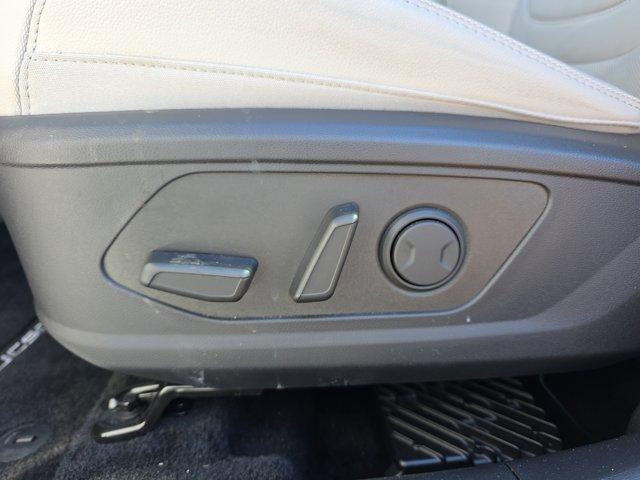 used 2024 Hyundai TUCSON Hybrid car, priced at $29,995