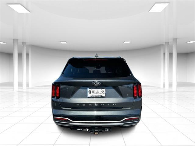 used 2021 Kia Sorento car, priced at $21,995