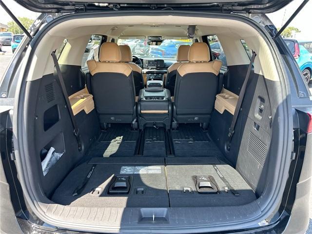 used 2022 Kia Carnival car, priced at $26,995