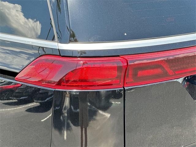 used 2022 Kia Carnival car, priced at $26,995