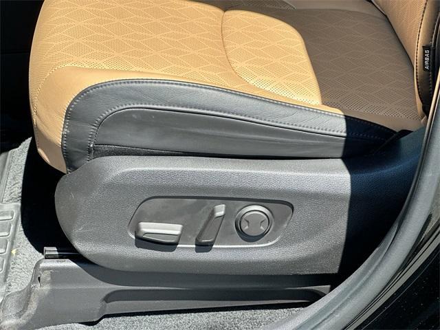 used 2022 Kia Carnival car, priced at $26,995