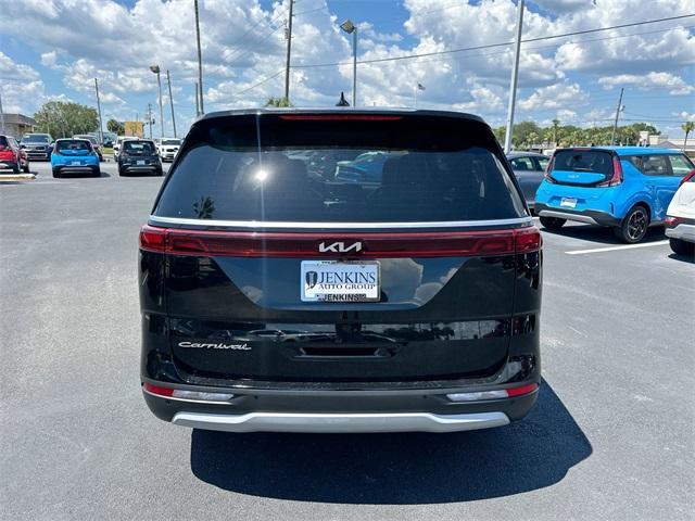used 2022 Kia Carnival car, priced at $26,995