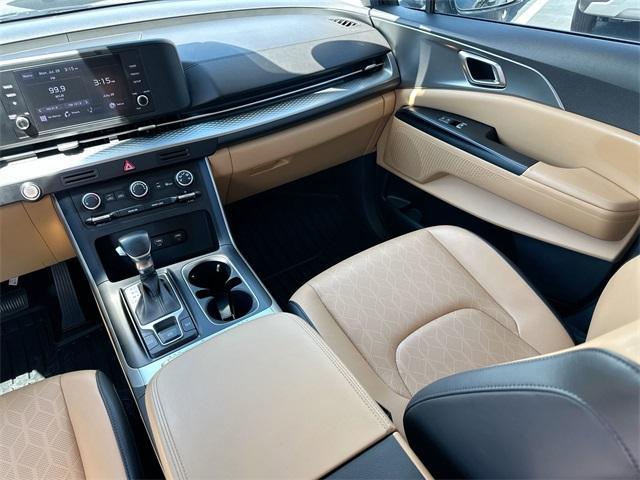 used 2022 Kia Carnival car, priced at $26,995