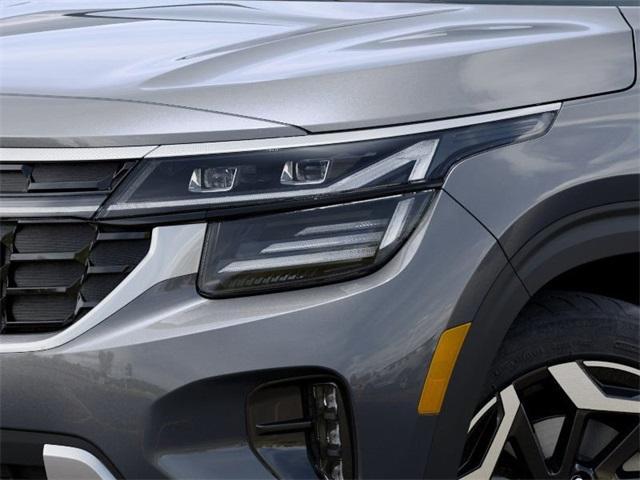 new 2025 Kia Seltos car, priced at $30,879