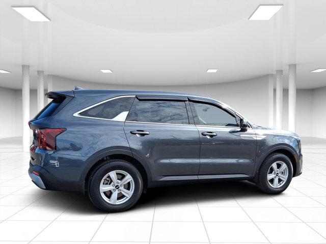 used 2024 Kia Sorento car, priced at $30,995