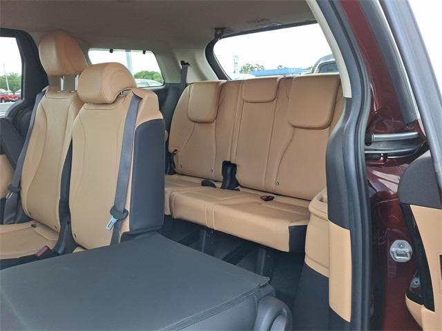 used 2022 Kia Carnival car, priced at $35,995
