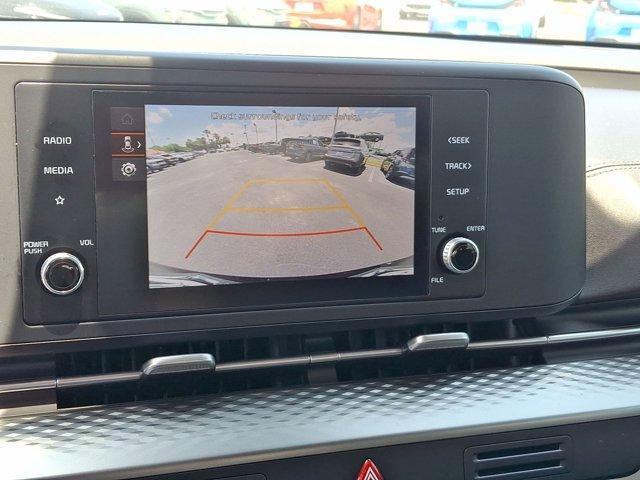 used 2023 Kia Carnival car