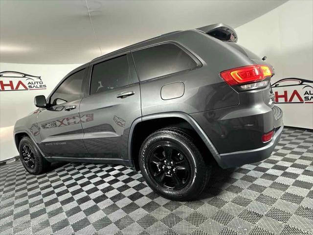 used 2017 Jeep Grand Cherokee car, priced at $15,995