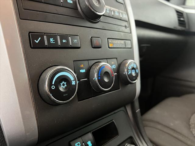 used 2011 Chevrolet Traverse car, priced at $3,995