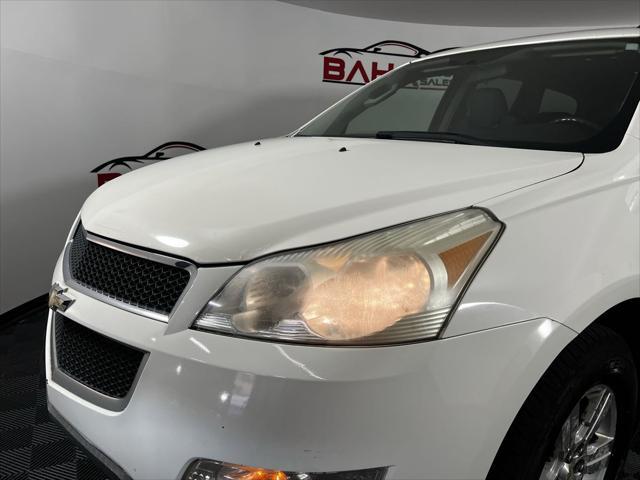 used 2011 Chevrolet Traverse car, priced at $3,995