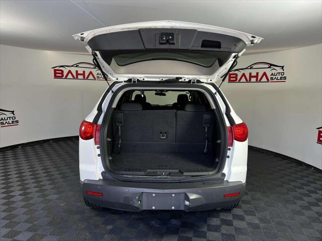 used 2011 Chevrolet Traverse car, priced at $3,995