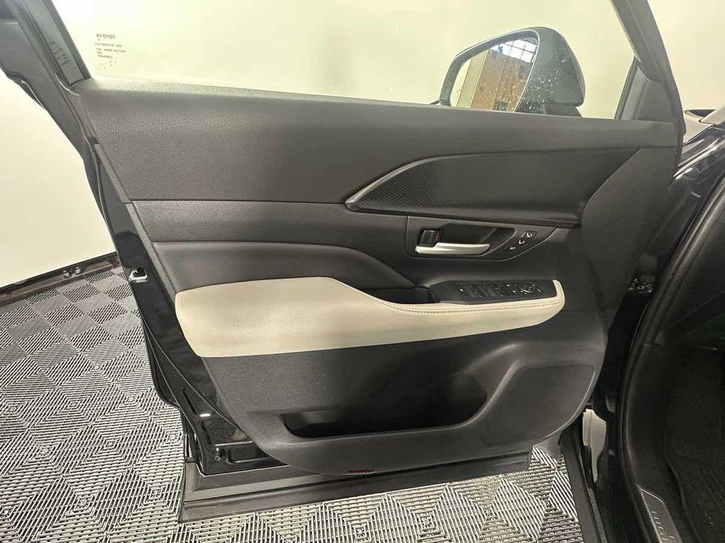 used 2024 Toyota Grand Highlander Hybrid car, priced at $47,495