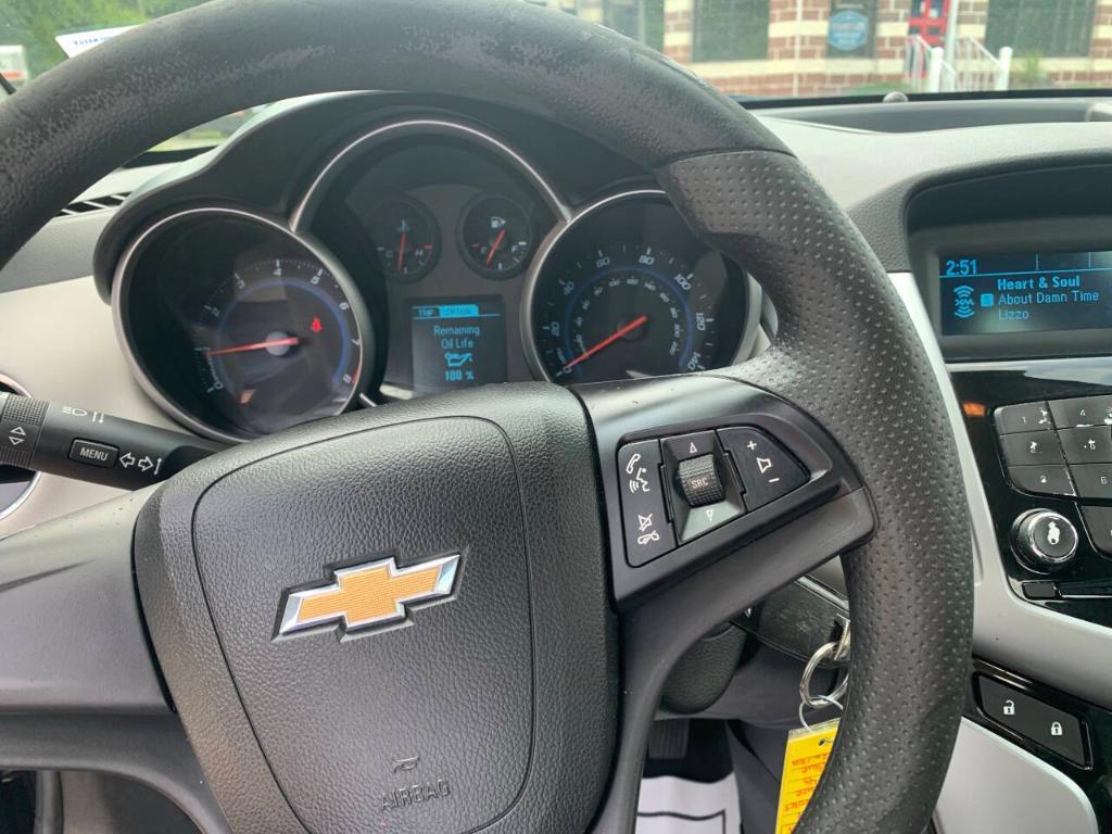 used 2014 Chevrolet Cruze car, priced at $7,495