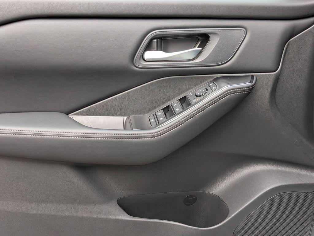 new 2025 Nissan Rogue car, priced at $31,163