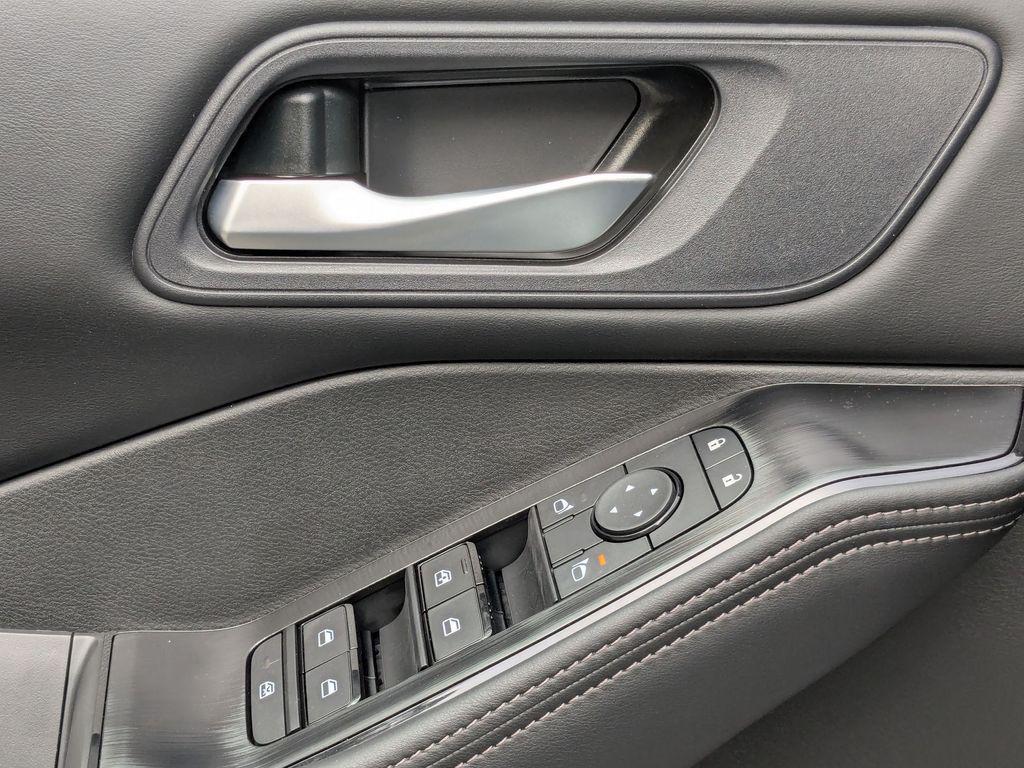 new 2025 Nissan Rogue car, priced at $31,163