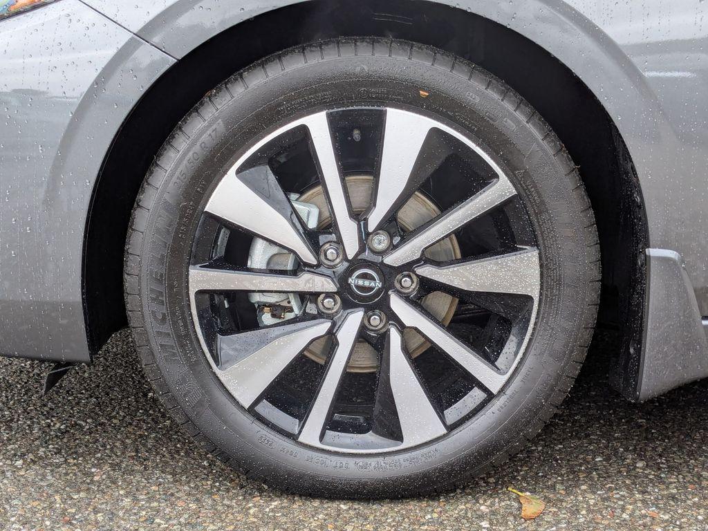 new 2025 Nissan Sentra car, priced at $25,720