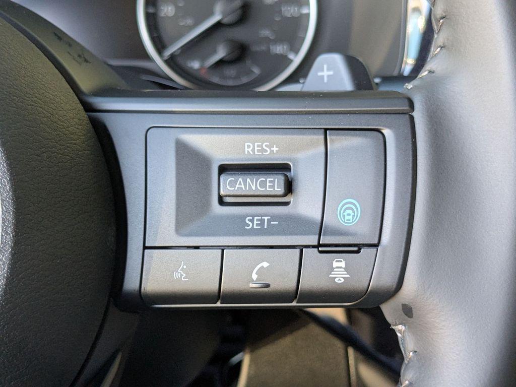 new 2025 Nissan Pathfinder car, priced at $36,584