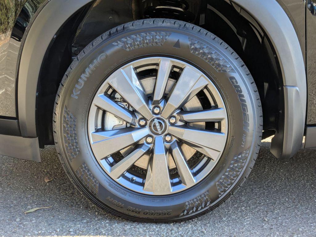 new 2025 Nissan Pathfinder car, priced at $36,584