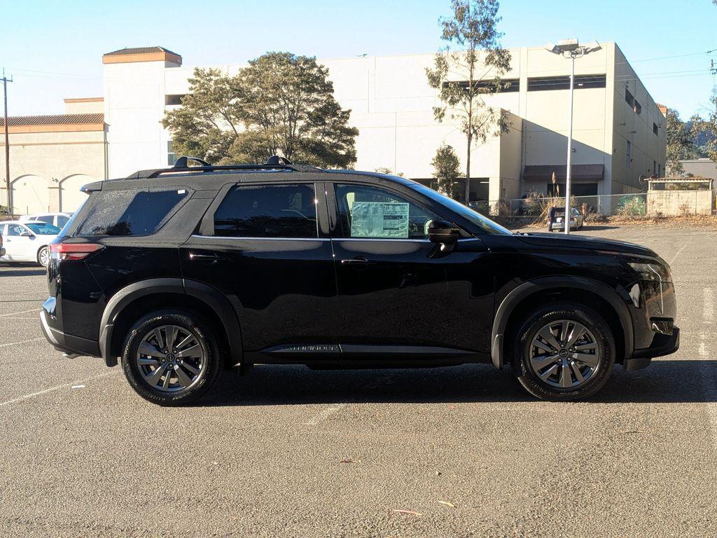 new 2025 Nissan Pathfinder car, priced at $36,584